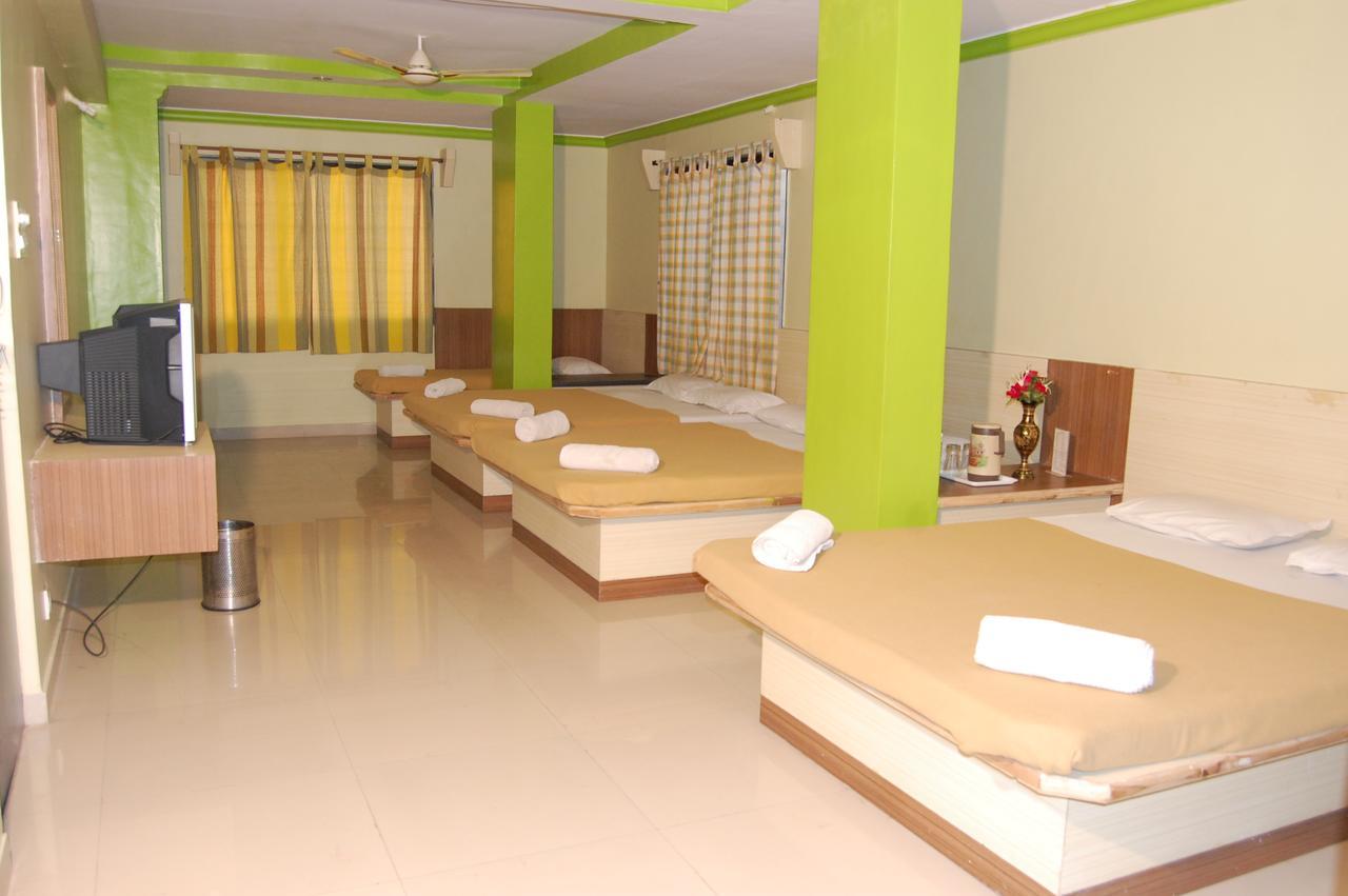 Hotel Utsav Shirdi Exterior foto